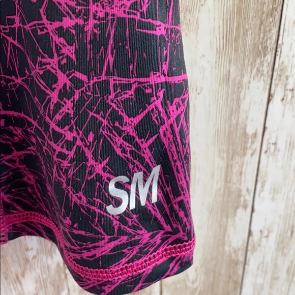 STEVE MADDEN work out top in black and pink - Picture 6 of 8